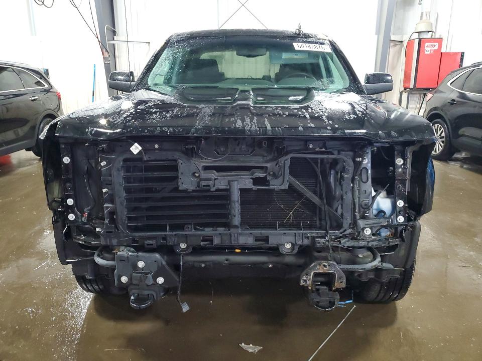 60183876 :رقم المزاد ، 3GCUKREC5HG462838 vin ، 2017 Chevrolet Silverado مزاد بيع