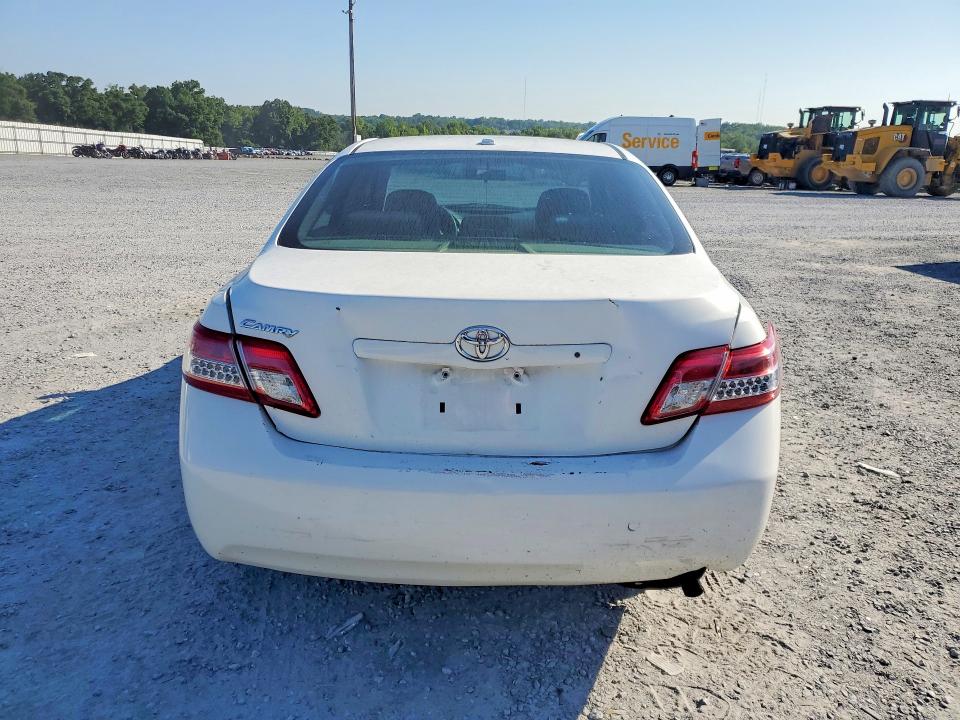 60475456 :رقم المزاد ، 4T1BF3EK6BU644841 vin ، 2011 Toyota Camry مزاد بيع
