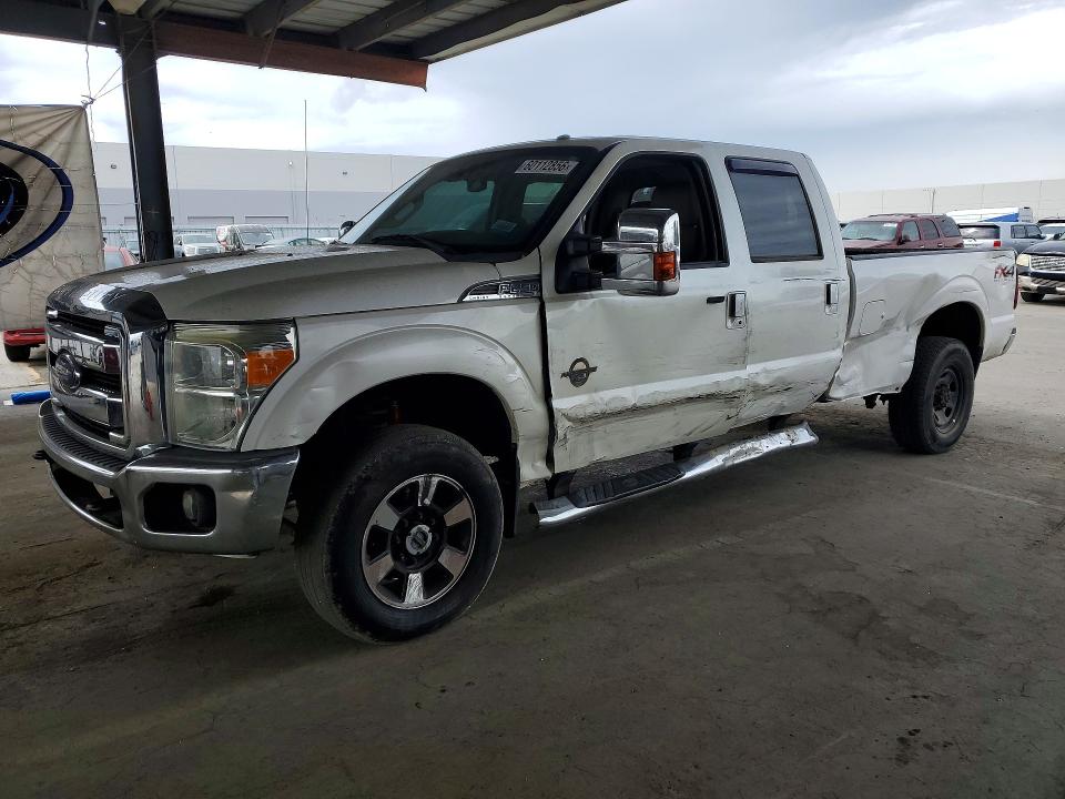 60112856 :رقم المزاد ، 1FT7W2BT8FEA01635 vin ، 2015 Ford F250 مزاد بيع