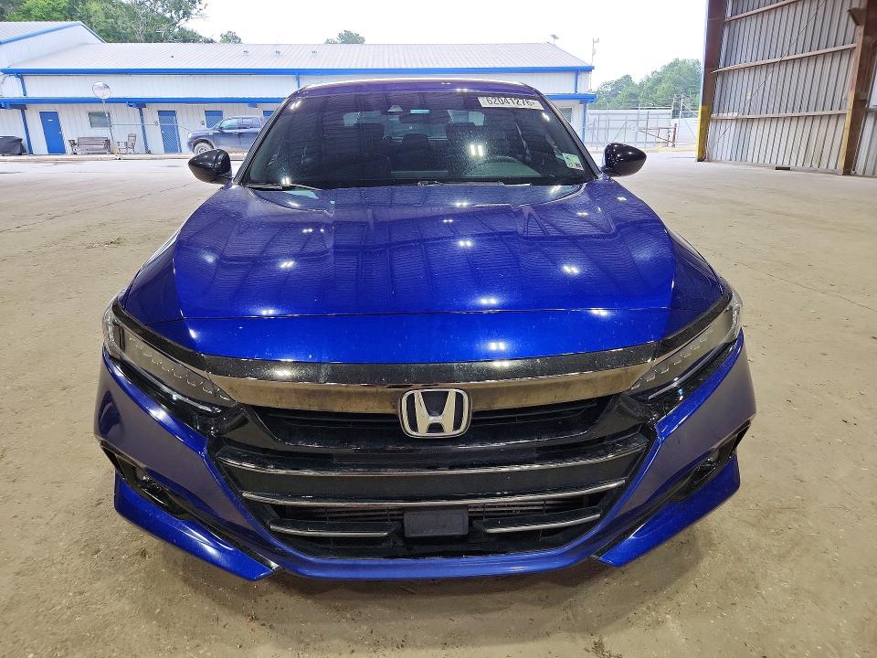 62041276 :رقم المزاد ، 1HGCV1F39NA121831 vin ، 2022 Honda Accord مزاد بيع