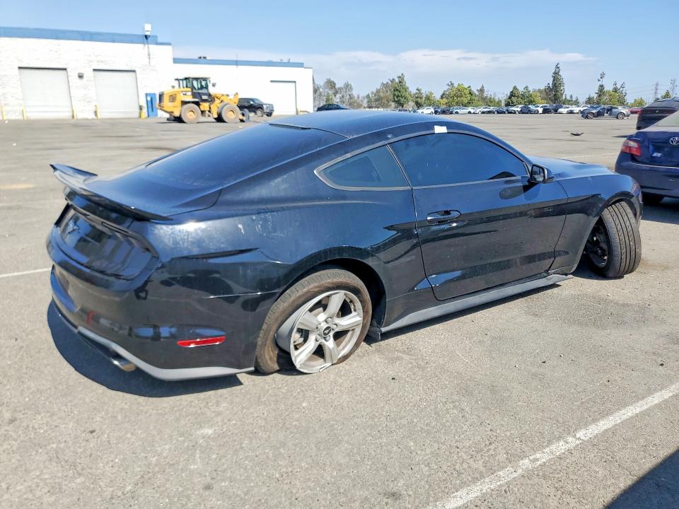 Aukcja sprzedaży 2018 Ford Mustang, vin: 1FA6P8TH2J5108975, numer aukcji: 61596866