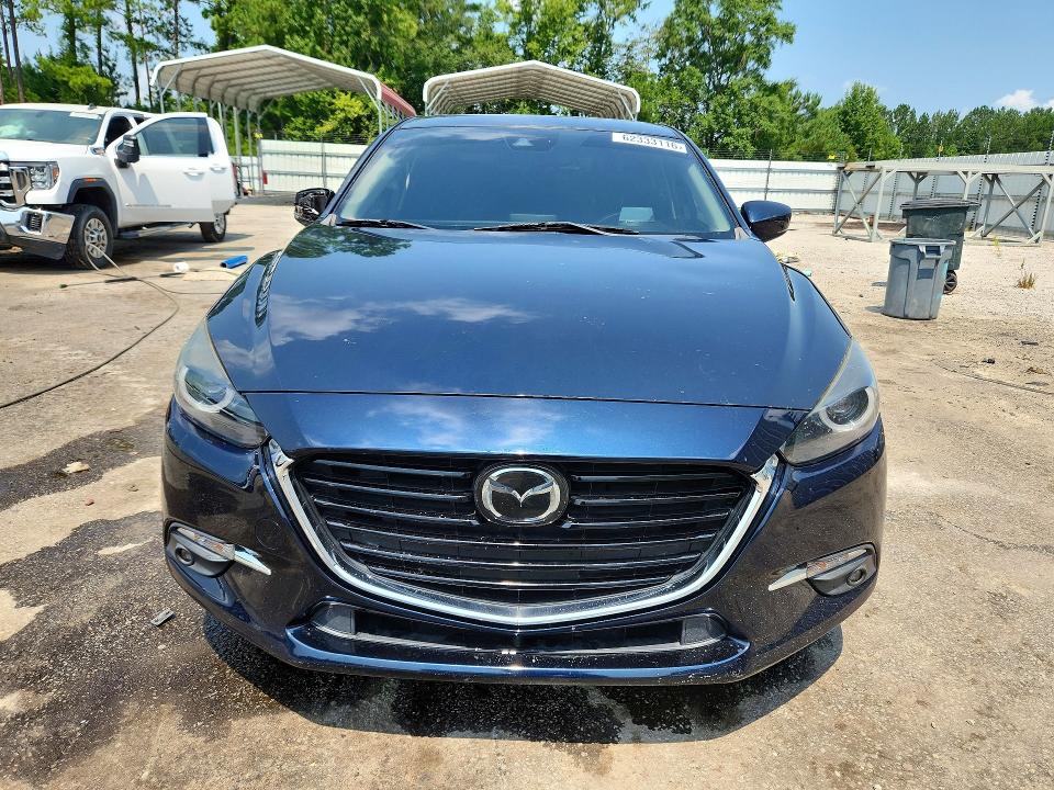 62333116 :رقم المزاد ، 3MZBN1W34JM218620 vin ، 2018 Mazda 3 مزاد بيع