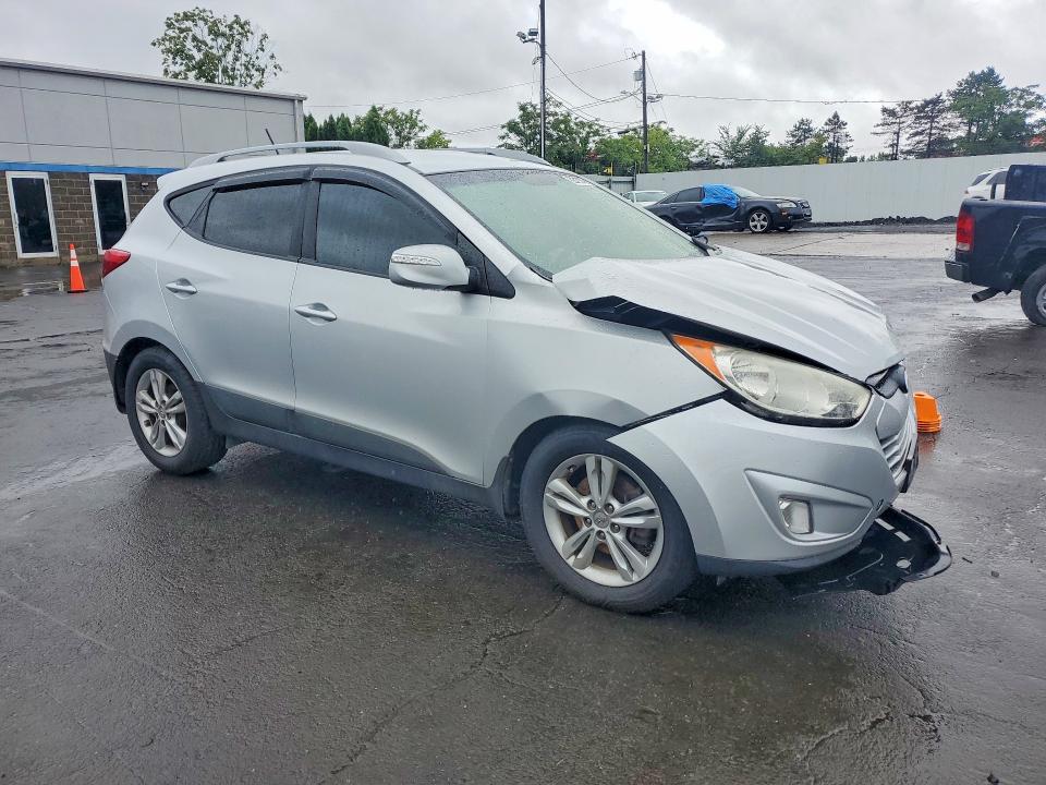 2013 Hyundai Tucson მანქანა იყიდება აუქციონზე, vin: KM8JUCAC5DU593285, აუქციონის ნომერი: 62317876