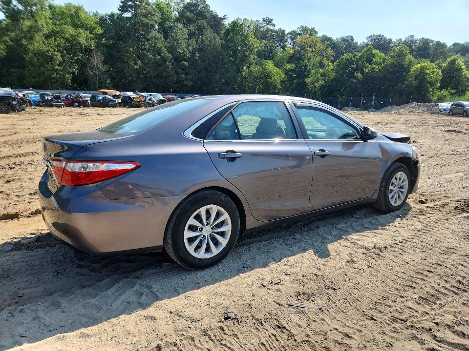 Aukcja sprzedaży 2016 Toyota Camry, vin: 4T4BF1FK6GR526577, numer aukcji: 61163296