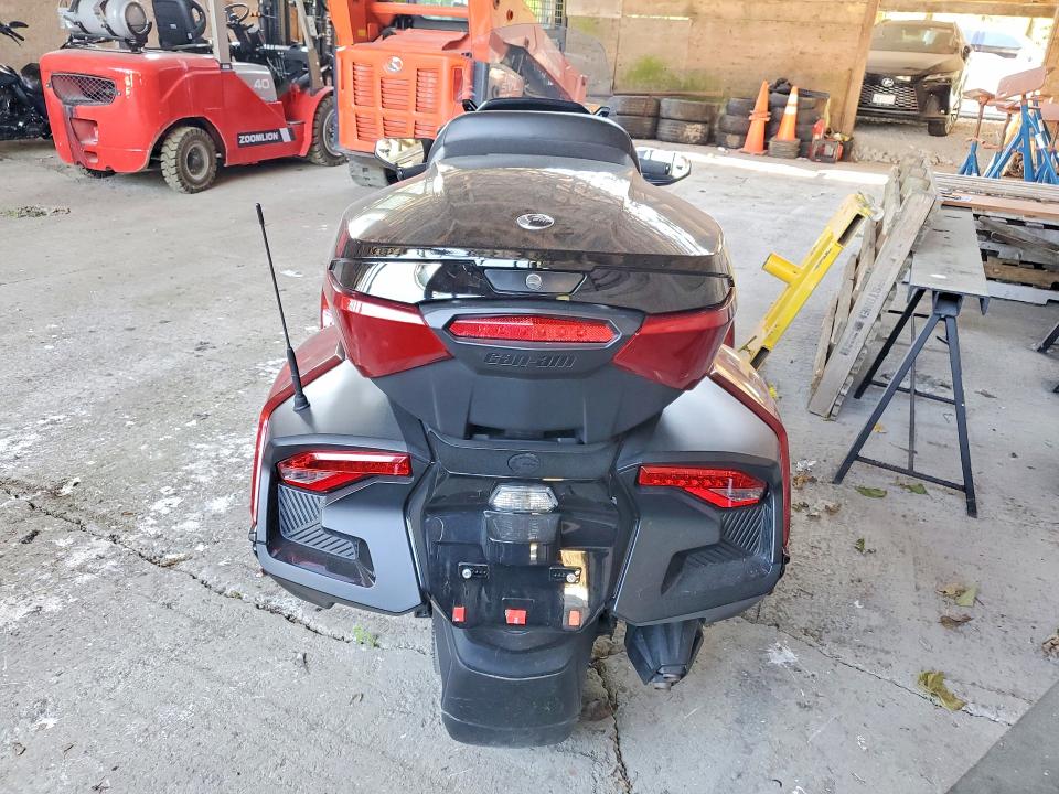 58018446 :رقم المزاد ، 2BXNBDD22LV003521 vin ، 2020 Can-am Spyder Roadster مزاد بيع