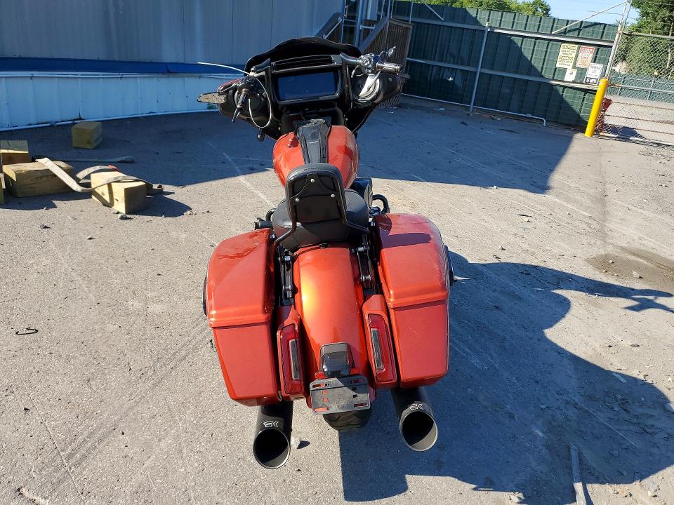 61884136 :رقم المزاد ، 1HD1KB711RB617898 vin ، 2024 Harley-davidson Flhx مزاد بيع