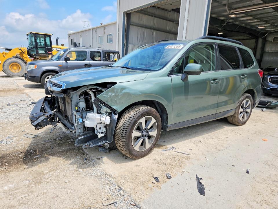 2018 Subaru Forester მანქანა იყიდება აუქციონზე, vin: JF2SJARC8JH568008, აუქციონის ნომერი: 60477386