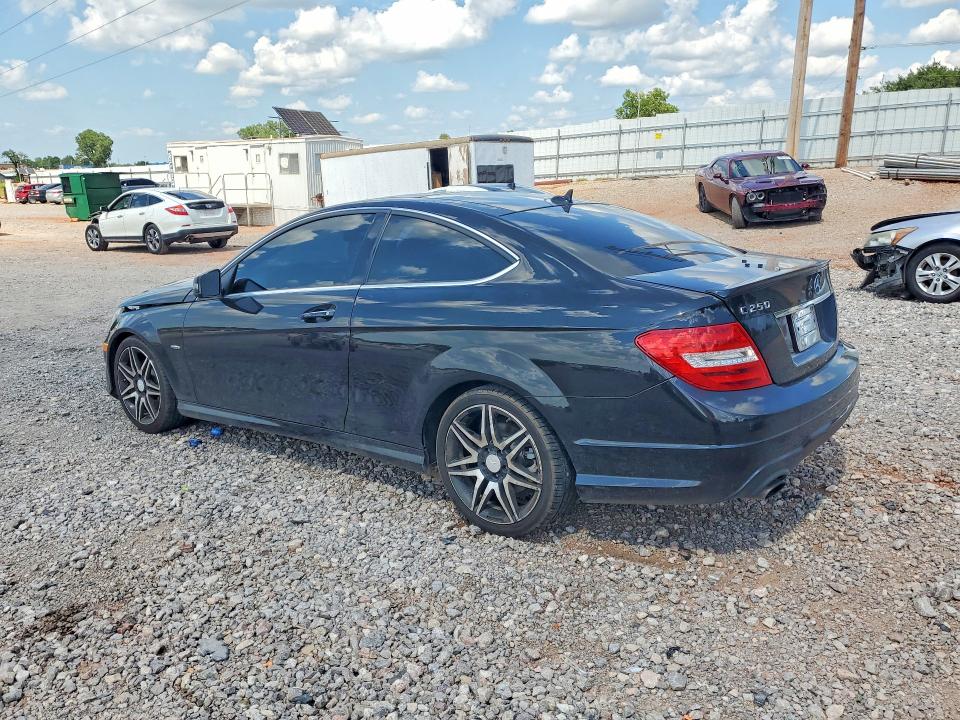 Продаж на аукціоні авто 2013 Mercedes-benz C, vin: WDDGJ4HBXDG029405, номер лоту: 59560036