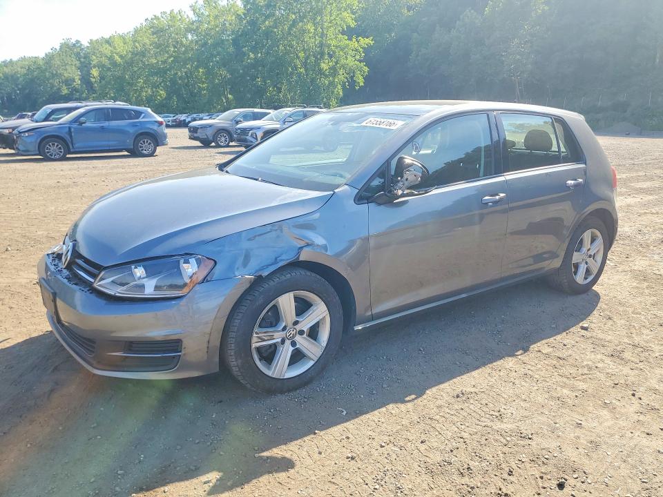 61558166 :رقم المزاد ، 3VW117AU5HM040110 vin ، 2017 Volkswagen Golf مزاد بيع