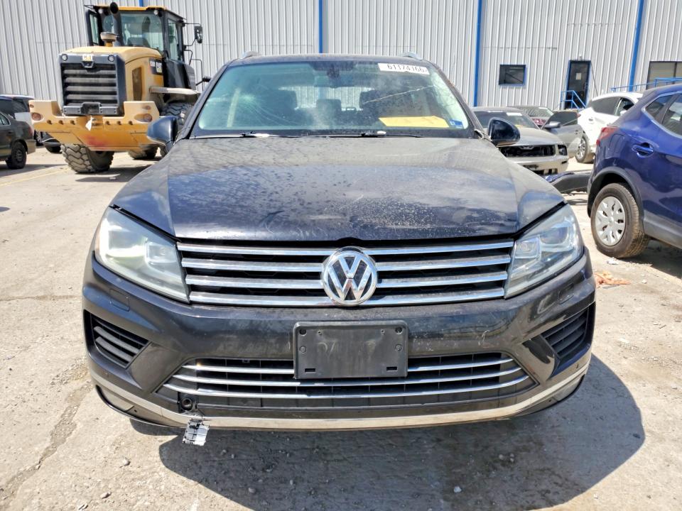 2016 Volkswagen Touareg მანქანა იყიდება აუქციონზე, vin: WVGEF9BPXGD001125, აუქციონის ნომერი: 61174166