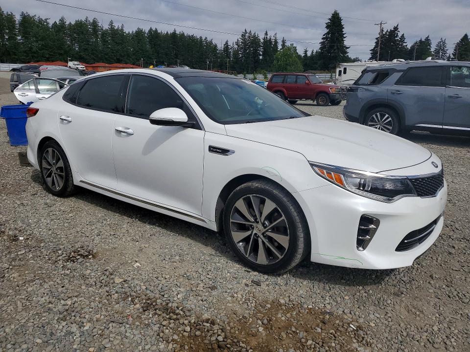 58826786 :رقم المزاد ، 5XXGV4L2XGG030698 vin ، 2016 Kia Optima مزاد بيع