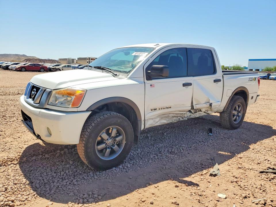58130126 :رقم المزاد ، 1N6BA0EC7FN514879 vin ، 2015 Nissan Titan مزاد بيع