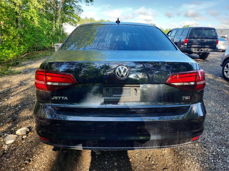 60108436 :رقم المزاد ، 3VW267AJ2GM324742 vin ، 2016 Volkswagen Jetta مزاد بيع