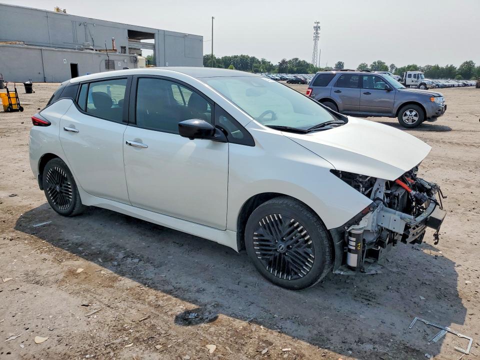 61473996 :رقم المزاد ، 1N4CZ1CV5PC563320 vin ، 2023 Nissan Leaf مزاد بيع