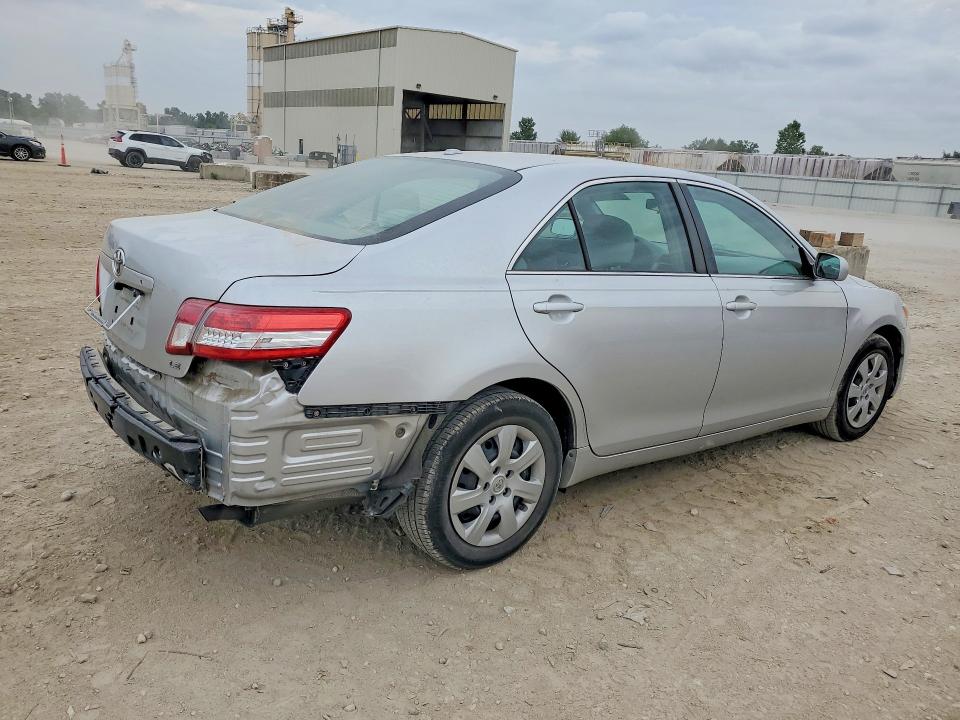 2010 Toyota Camry მანქანა იყიდება აუქციონზე, vin: 4T4BF3EK2AR055161, აუქციონის ნომერი: 62457576
