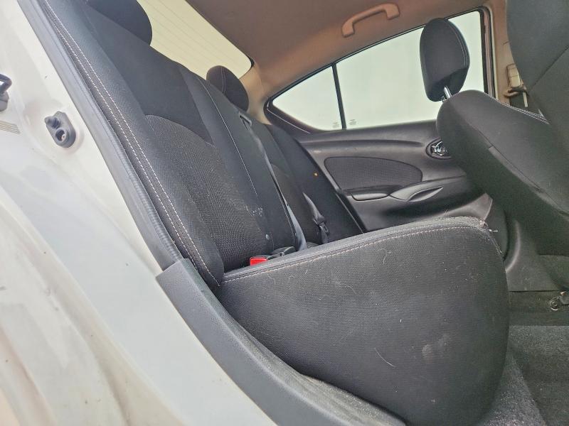 2014 Nissan Versa მანქანა იყიდება აუქციონზე, vin: 3N1CN7AP9EL833747, აუქციონის ნომერი: 61203136