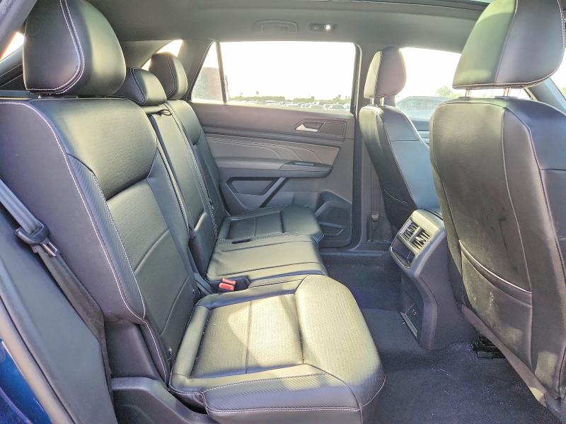 Продаж на аукціоні авто 2021 Volkswagen Atlas Cross Sport, vin: 1V2JE2CA5MC240041, номер лоту: 60936456