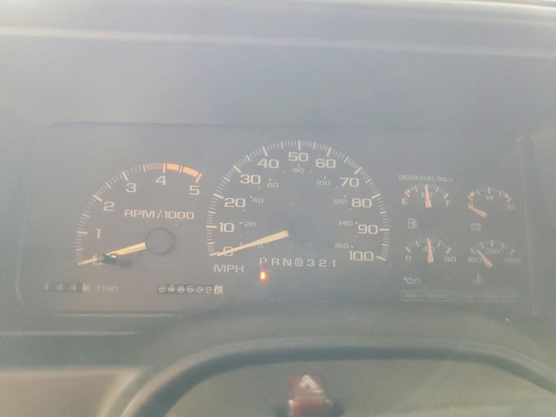 Aukcja sprzedaży 1999 Chevrolet Suburban, vin: 3GNGK26F7XG106751, numer aukcji: 61977626