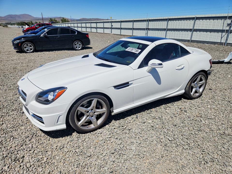 61387156 :رقم المزاد ، WDDPK4HAXEF086165 vin ، 2014 Mercedes-benz Slk مزاد بيع