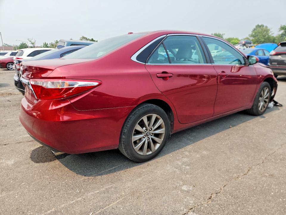 2017 Toyota Camry მანქანა იყიდება აუქციონზე, vin: 4T1BF1FKXHU662688, აუქციონის ნომერი: 60762476