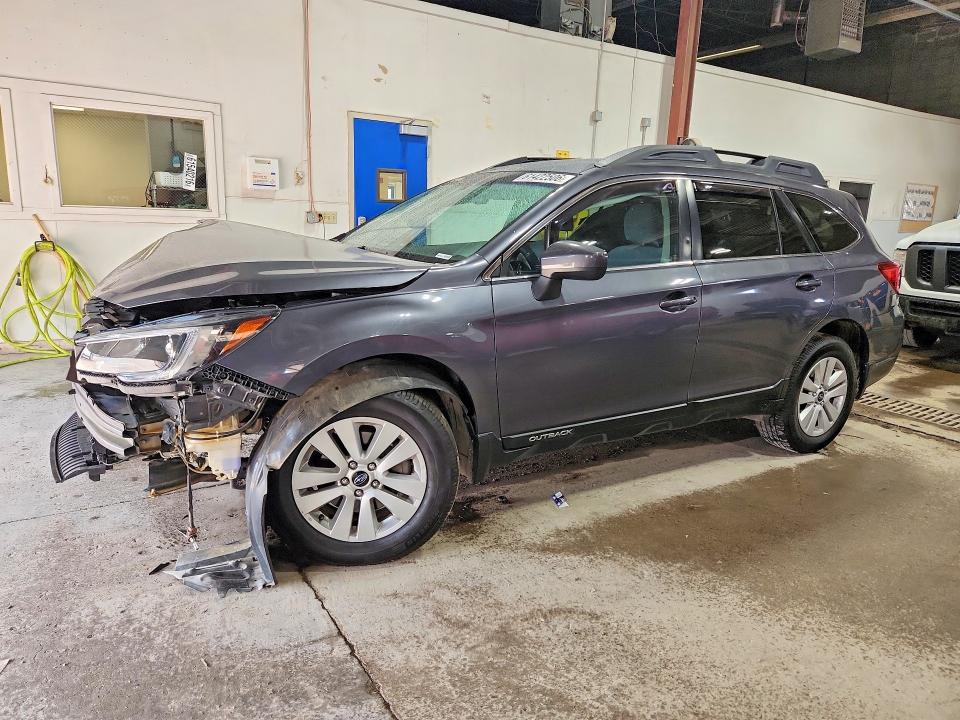 Продажа на аукционе авто 2018 Subaru Outback, vin: 4S4BSACC5J3312972, номер лота: 61422506