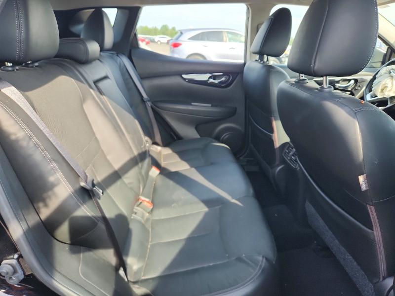60497426 :رقم المزاد ، JN1BJ1CP0HW007353 vin ، 2017 Nissan Rogue Sport مزاد بيع