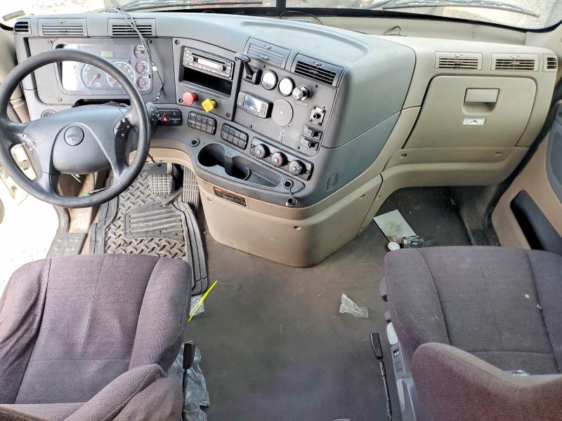 Продаж на аукціоні авто 2016 Freightliner Cascadia 125, vin: 3AKJGLBGXGSHG3174, номер лоту: 60258436