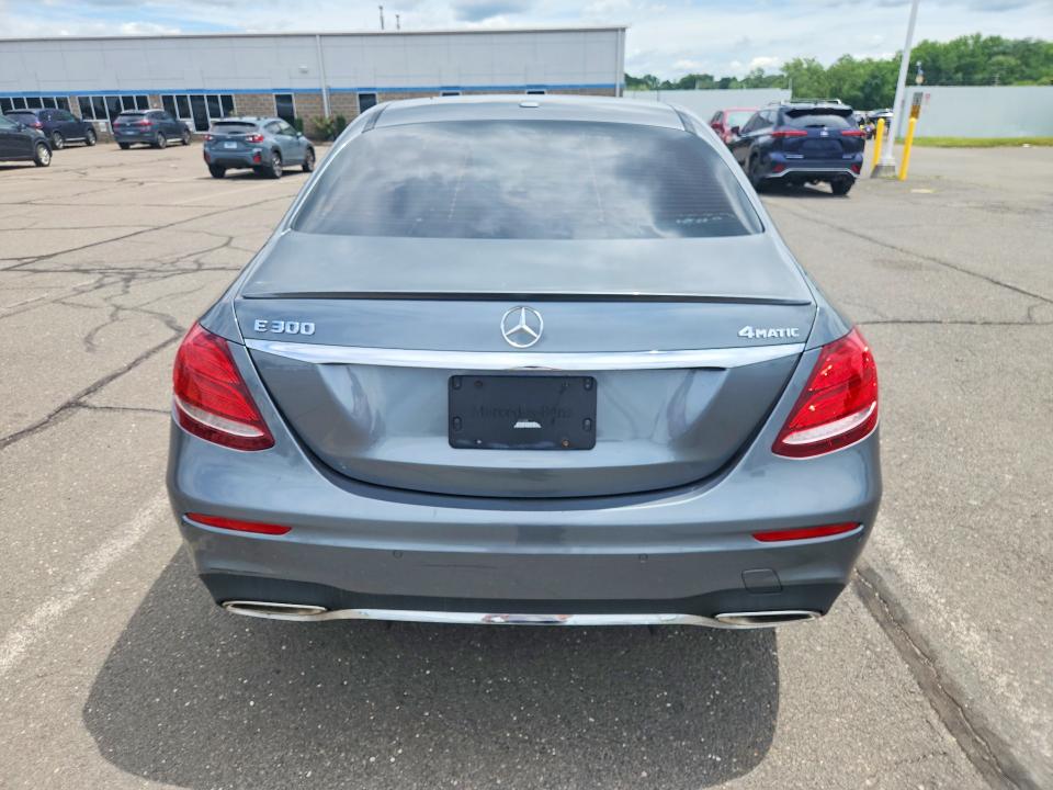 Aukcja sprzedaży 2018 Mercedes-benz E, vin: WDDZF4KB9JA329955, numer aukcji: 60933466