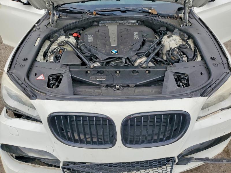 60753166 :رقم المزاد ، WBAYF8C5XDD139930 vin ، 2013 Bmw 750 مزاد بيع