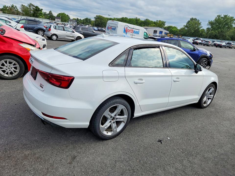 Aukcja sprzedaży 2017 Audi A3, vin: WAUB8GFF6H1033206, numer aukcji: 63027726