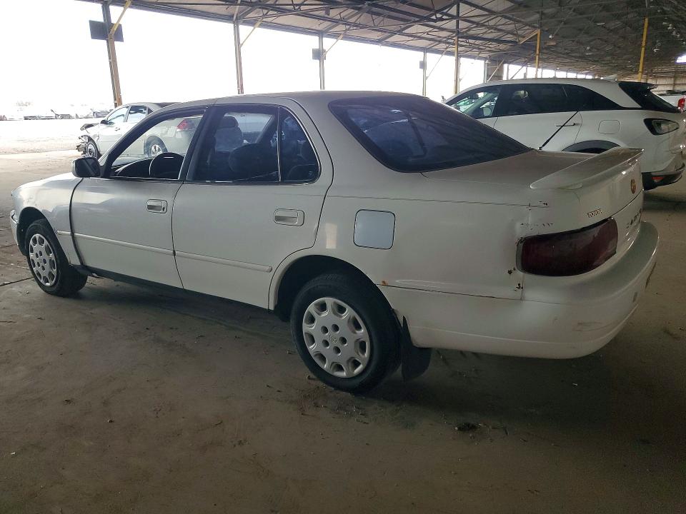1996 Toyota Camry მანქანა იყიდება აუქციონზე, vin: JT2BG12K1T0414474, აუქციონის ნომერი: 61773066