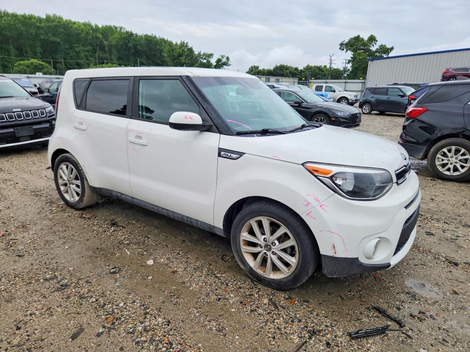 Продажа на аукционе авто 2017 Kia Soul, vin: KNDJP3A55H7417807, номер лота: 60252586