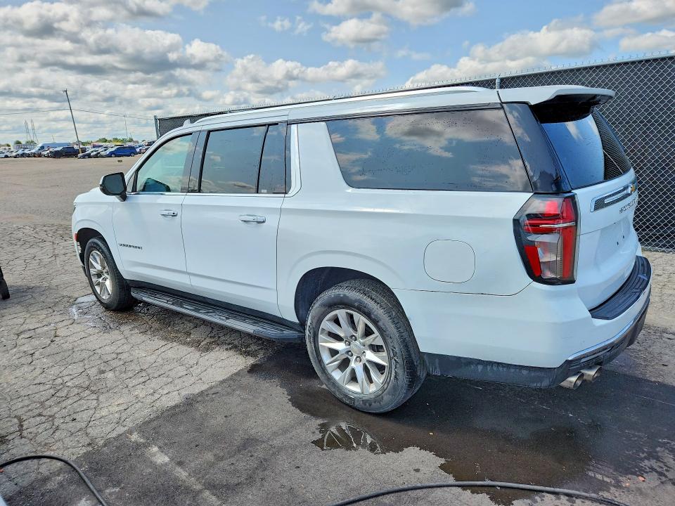 62080286 :رقم المزاد ، 1GNSCFKD5NR190326 vin ، 2022 Chevrolet Suburban مزاد بيع