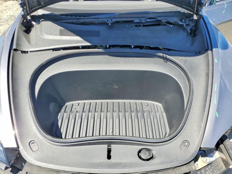 59814466 :رقم المزاد ، 5YJ3E1EB7SF963996 vin ، 2025 Tesla Model 3 مزاد بيع