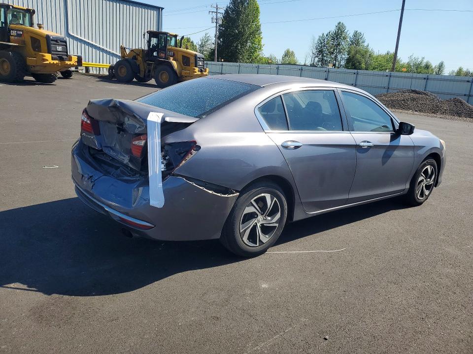 Auction sale of the 2017 Honda Accord, vin: 1HGCR2F32HA139425, lot number: 60882856