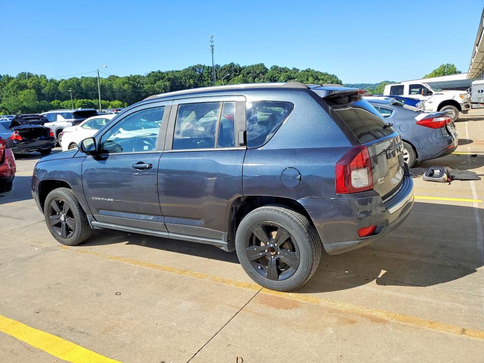 60580716 :رقم المزاد ، 1C4NJCEA2FD111205 vin ، 2015 Jeep Compass مزاد بيع