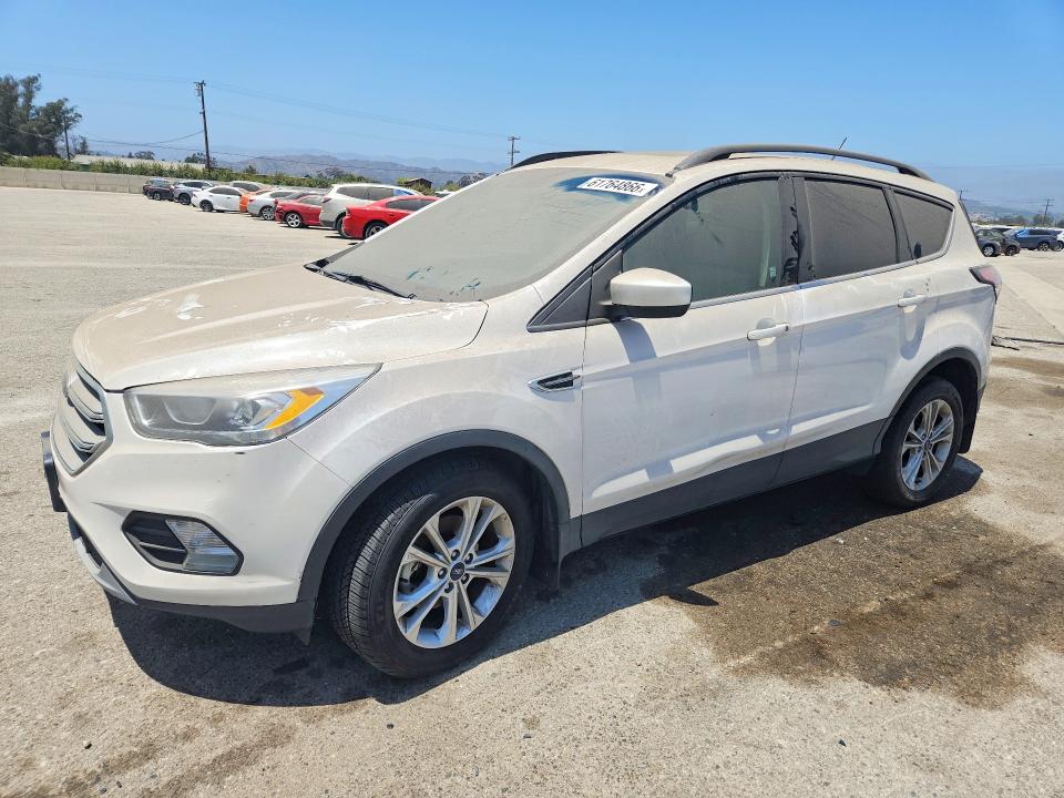 Продажа на аукционе авто 2018 Ford Escape, vin: 1FMCU0HDXJUB14375, номер лота: 61764866