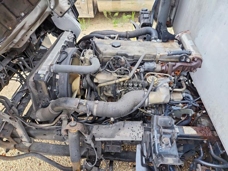 60992636 :رقم المزاد ، JALC4B16077005196 vin ، 2007 Isuzu Npr مزاد بيع