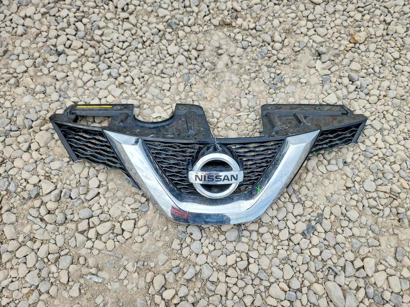 61357216 :رقم المزاد ، 5N1AT2MK8FC801541 vin ، 2015 Nissan Rogue مزاد بيع