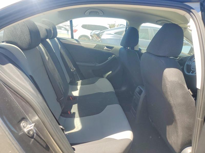 2017 Volkswagen Jetta მანქანა იყიდება აუქციონზე, vin: 3VW2B7AJ0HM372219, აუქციონის ნომერი: 63573726