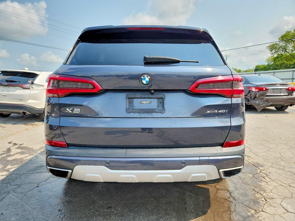 63137546 :رقم المزاد ، 5UXCR6C54KLL11444 vin ، 2019 Bmw X5 مزاد بيع