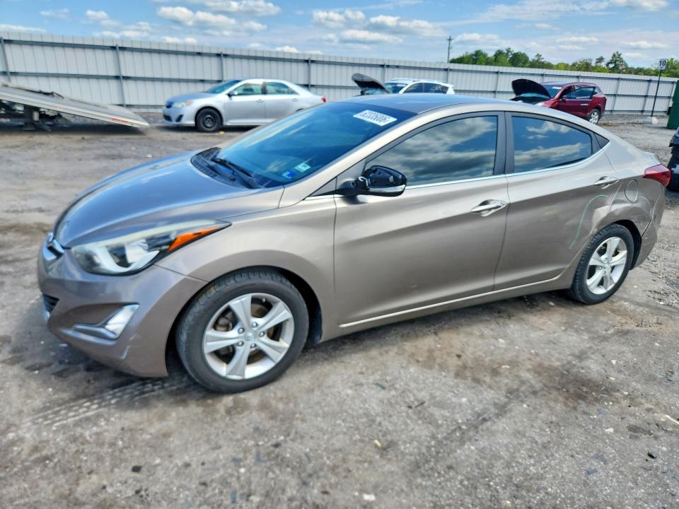 2016 Hyundai Elantra მანქანა იყიდება აუქციონზე, vin: 5NPDH4AE9GH777771, აუქციონის ნომერი: 62335006