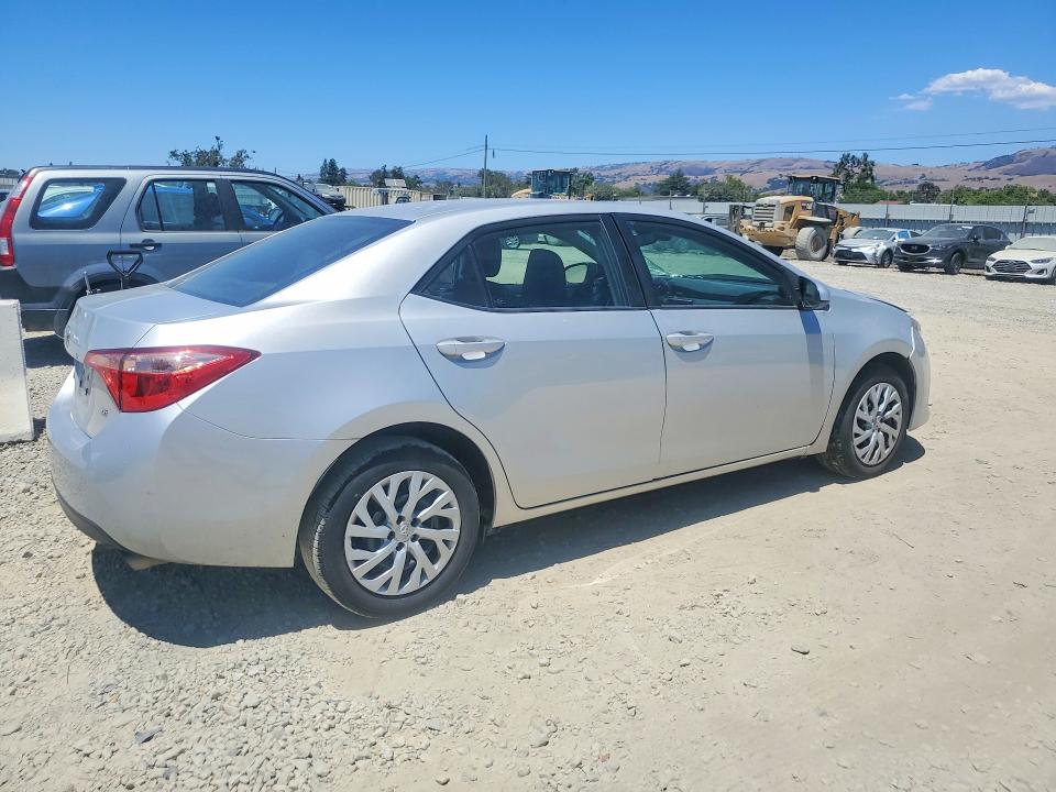 Продажа на аукционе авто 2019 Toyota Corolla, vin: 5YFBURHE8KP883968, номер лота: 61440546
