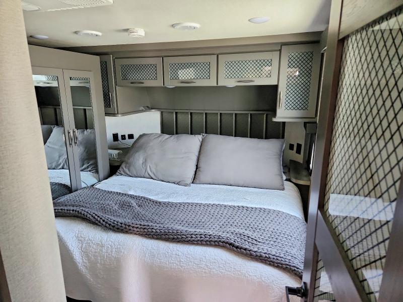 Продажа на аукционе авто 2022 Grand Design Momentum, vin: 573FM4430N1121177, номер лота: 58946036