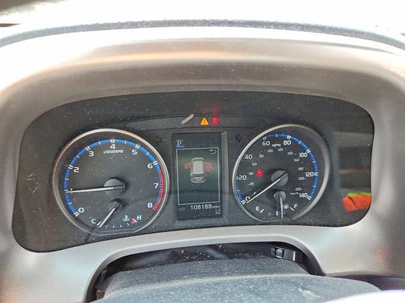 Продажа на аукционе авто 2018 Toyota Rav4, vin: JTMZFREV3JJ160383, номер лота: 62929116
