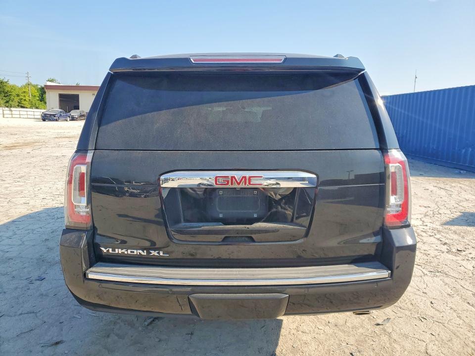 Aukcja sprzedaży 2018 Gmc Yukon Xl, vin: 1GKS2HKJ0JR400665, numer aukcji: 62717776