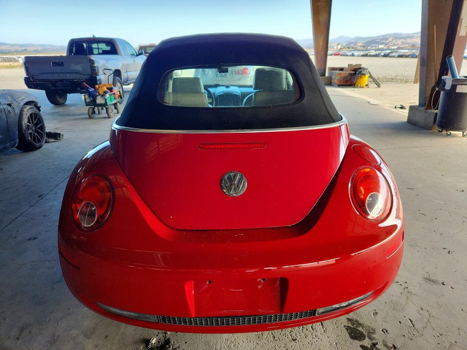 2006 Volkswagen New Beetle მანქანა იყიდება აუქციონზე, vin: 3VWRF31Y56M327377, აუქციონის ნომერი: 61807286