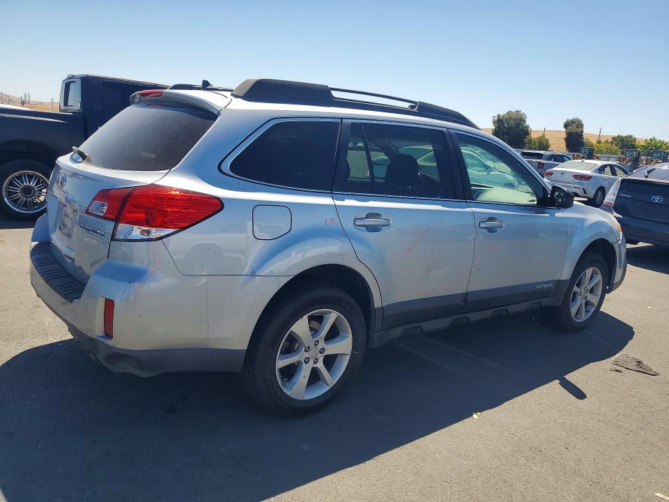 Продаж на аукціоні авто 2014 Subaru Outback, vin: 4S4BRBDC9E3296815, номер лоту: 63003656