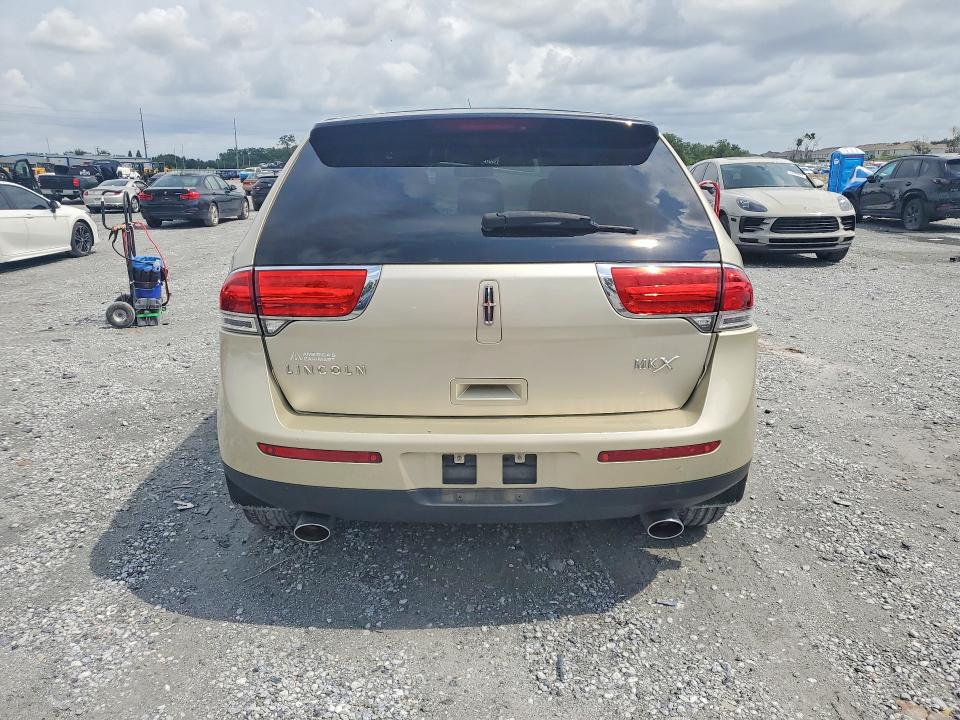 62798816 :رقم المزاد ، 2LMDJ6JK5BBJ20329 vin ، 2011 Lincoln Mkx مزاد بيع
