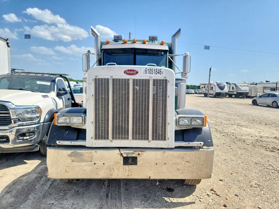 Aukcja sprzedaży 2002 Peterbilt 379, vin: 1XP5DB9XX2D574170, numer aukcji: 61051846